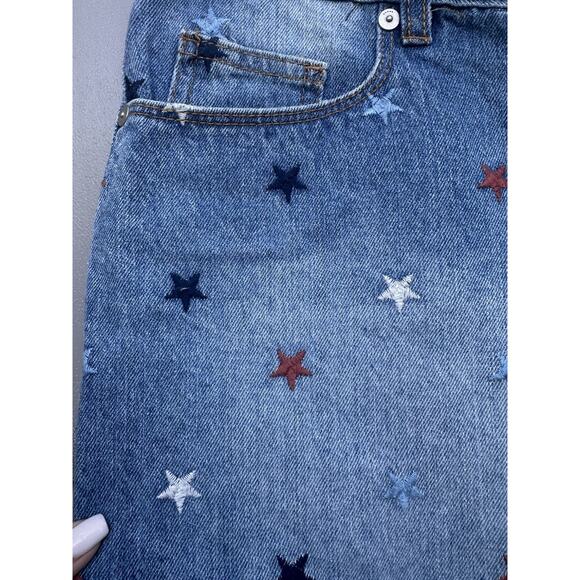 Blank NYC The Barrow Vintage High Rise Stars Embroidered Jean Shorts Sz 28 USA - Picture 8 of 16